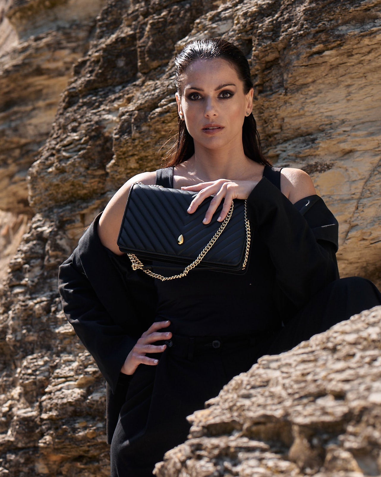 Viennois PM Bag – Black - luxury leather handbag - Menière Paris